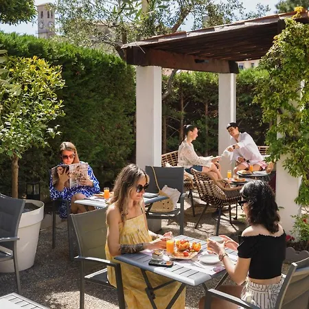 Western Des Orangers 4*