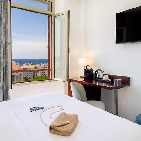 Western Des Orangers Hotel 4*