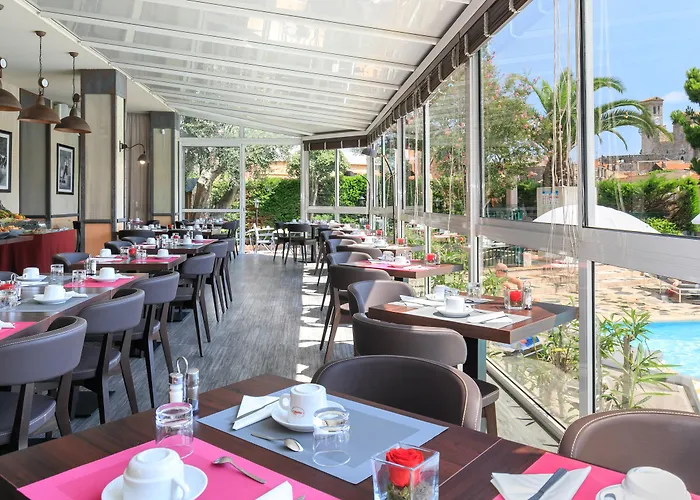 Western Des Orangers Hotel 4*