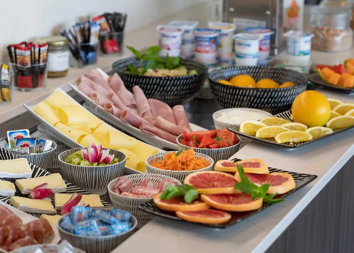 Western Des Orangers Hotel 4*