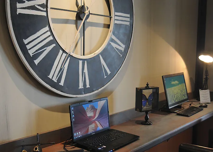 Western Des Orangers 4*