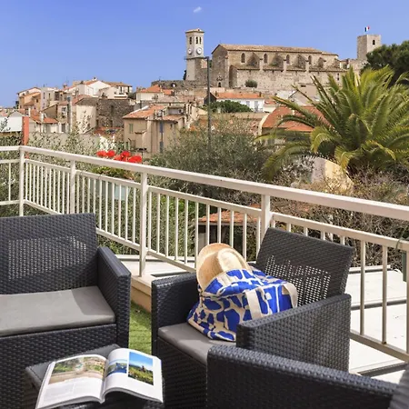 Hotel The Originals Boutique, Des Orangers,